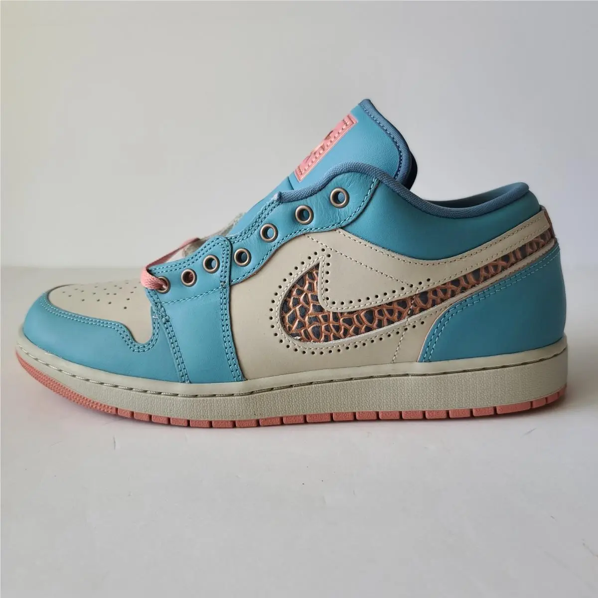 Nike Air Jordan 1 Low SE Turquoise `somos Eternos` IM8120 464 Men`s Size 11.5