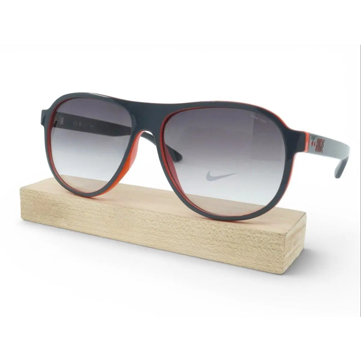 IB3679X-288 Mens Nike Vintage Icon Sunglasses