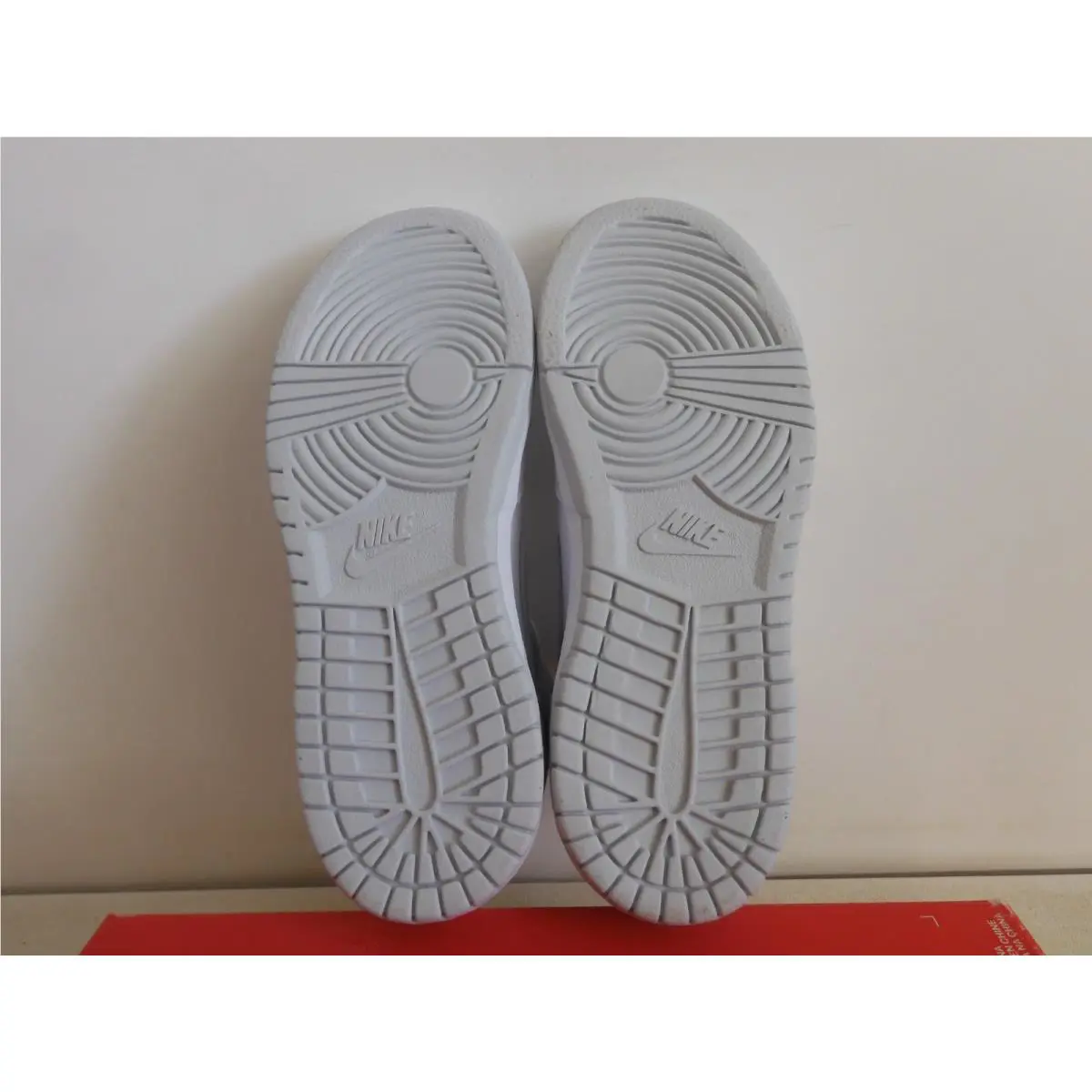 Nike shoes - Nike Dunk - Dunk - White (UPC: 194954311715) 5