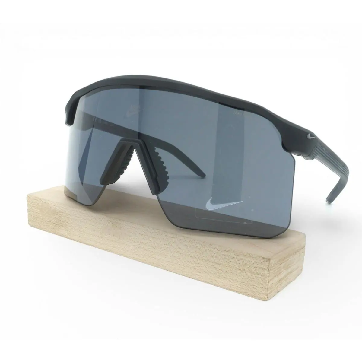 IB6562X-010 Mens Nike Expedition Shield Sunglasses