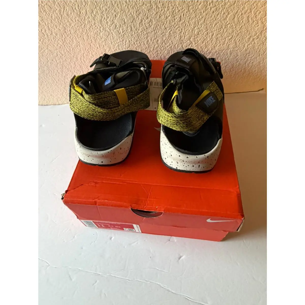 Nike shoes - Nike Sandals - Sandals - Green (UPC: 194956869139) 2
