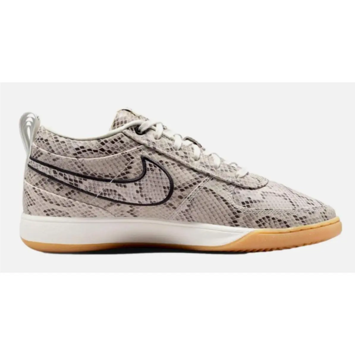 Nike shoes - Brown 0