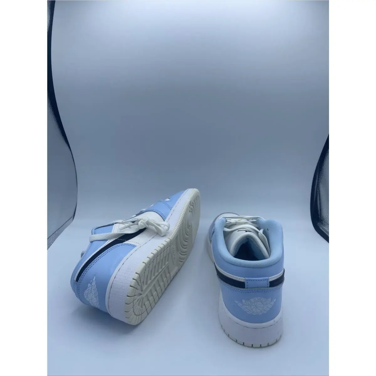 Nike shoes - Air Jordan 1 Low - Air Low - 554723-401 - Blue 3
