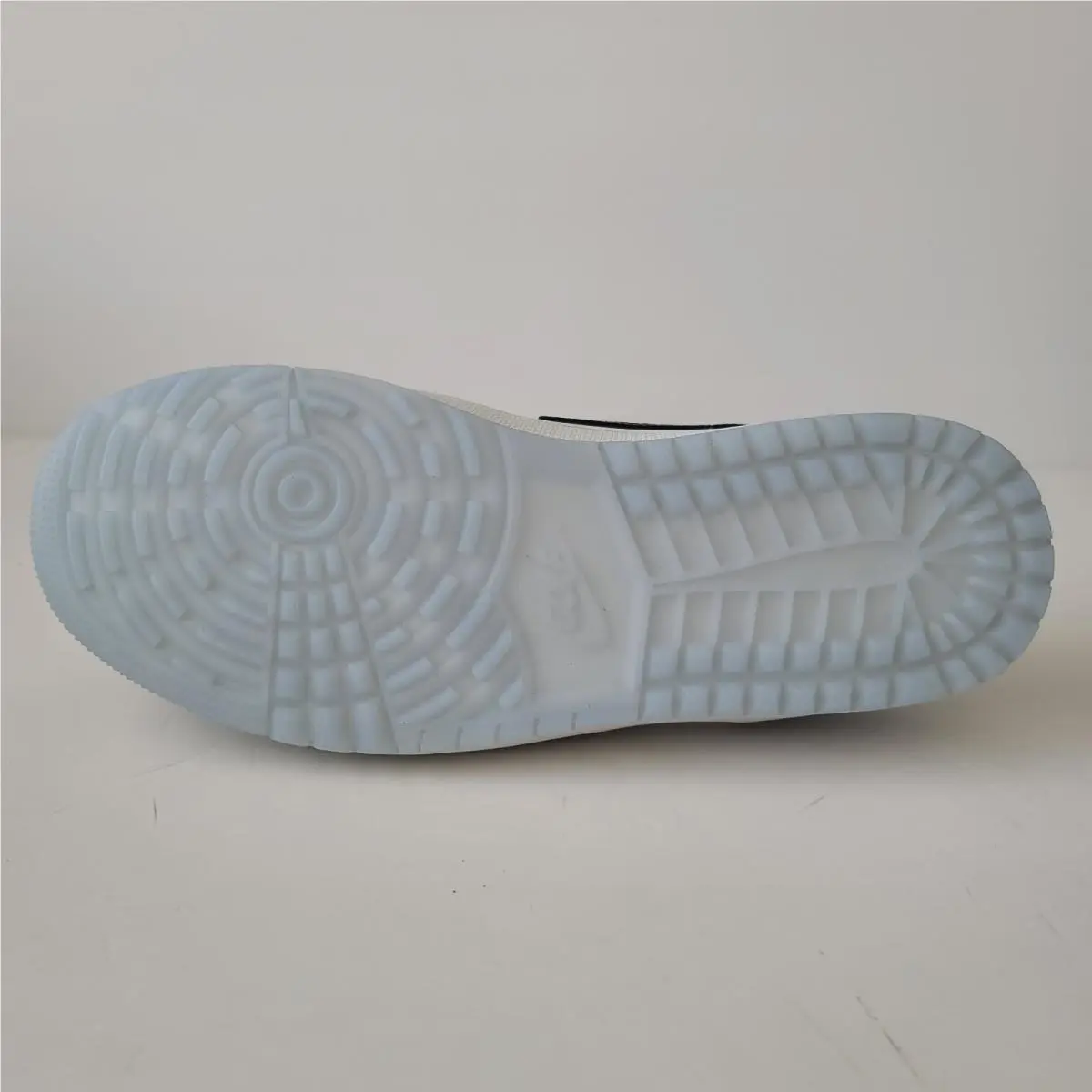 Nike shoes - Air Jordan 1 - Air - FJ1214-004 - Gray 3
