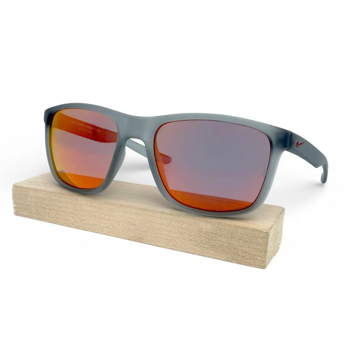 EV1122-016 Mens Nike Essential Endeavor Sunglasses