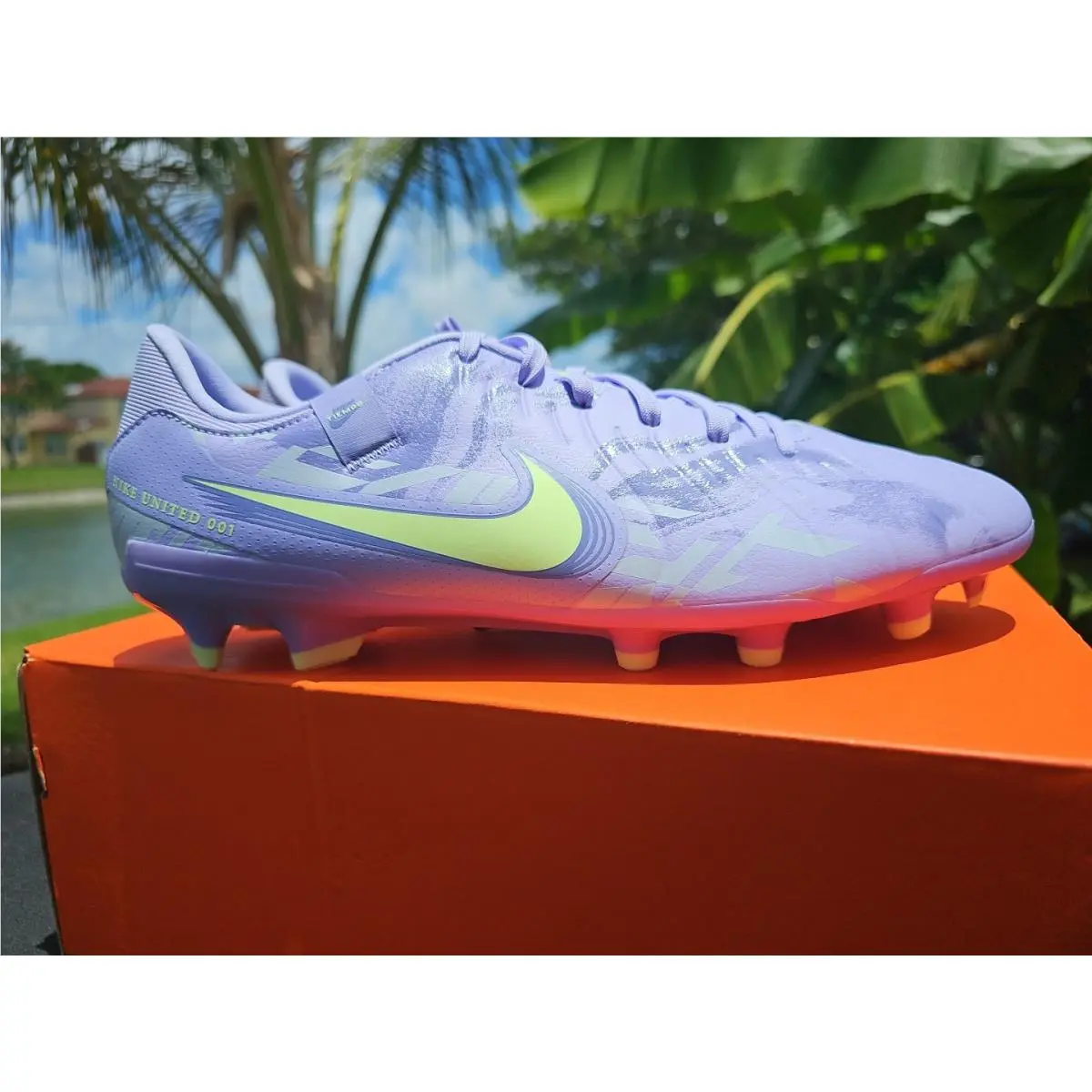 Nike shoes - Nike Legend - Legend - HF1590 500 - Purple Agate/Barely Volt (UPC: 197859032297) 7