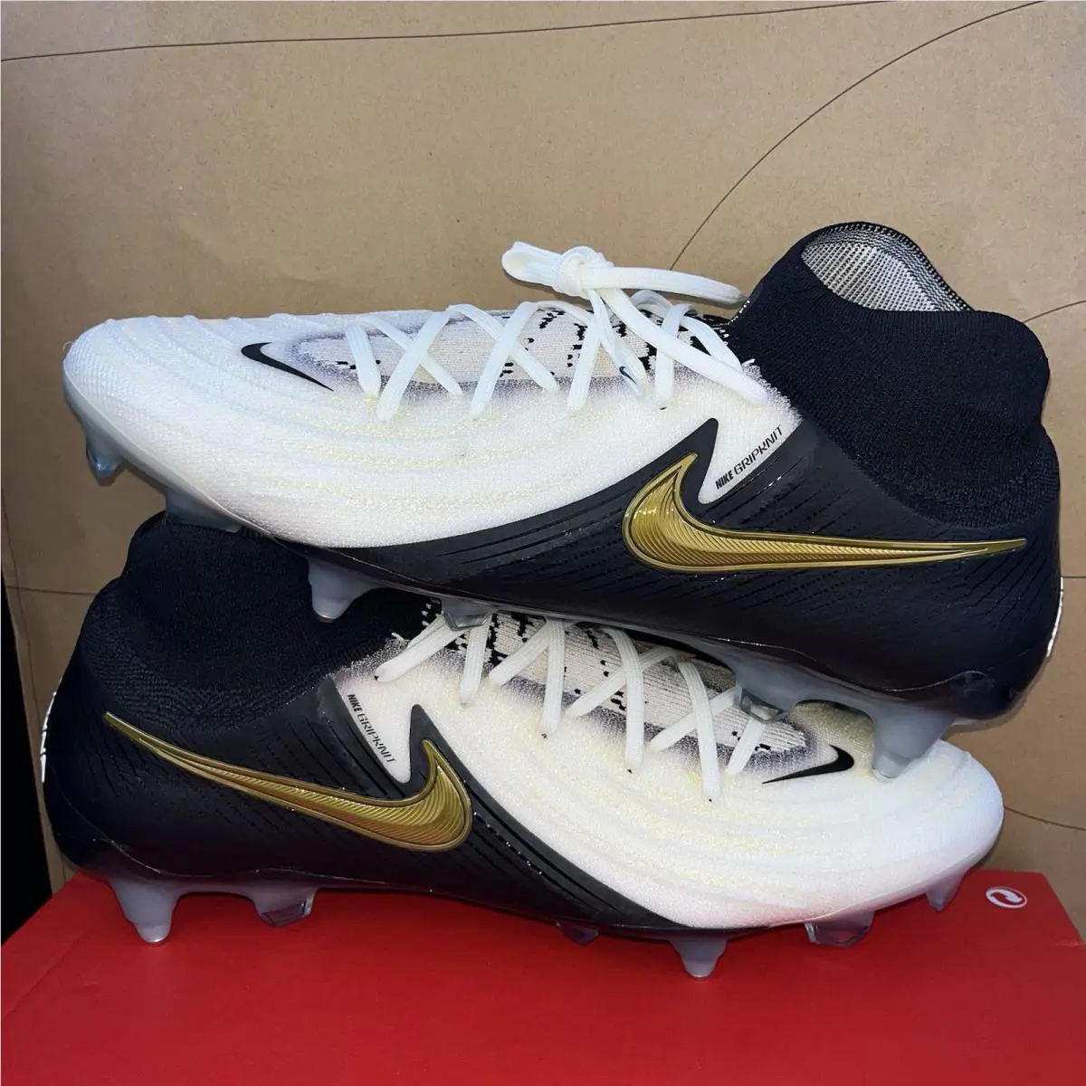 Nike shoes - Nike Phantom Luna Elite - Phantom Luna Elite - FQ8931-100 - White 0