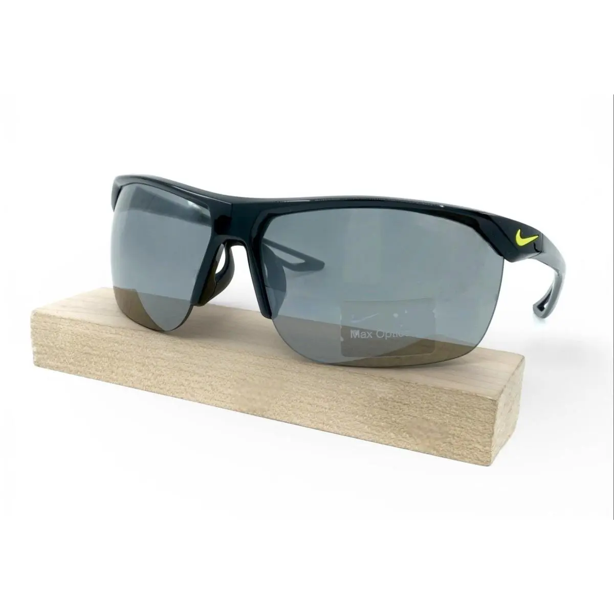 IF1998X-001 Mens  Trainer N Sunglasses by Nike