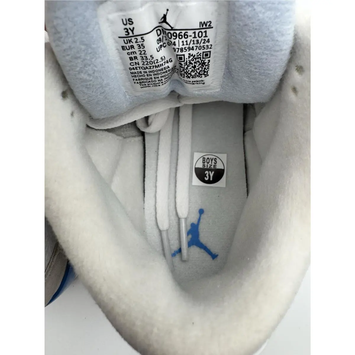 Nike shoes - Jordan 4 Retro - Retro - Summit White / Hydrogen Blue (UPC: 0197859470532) 2