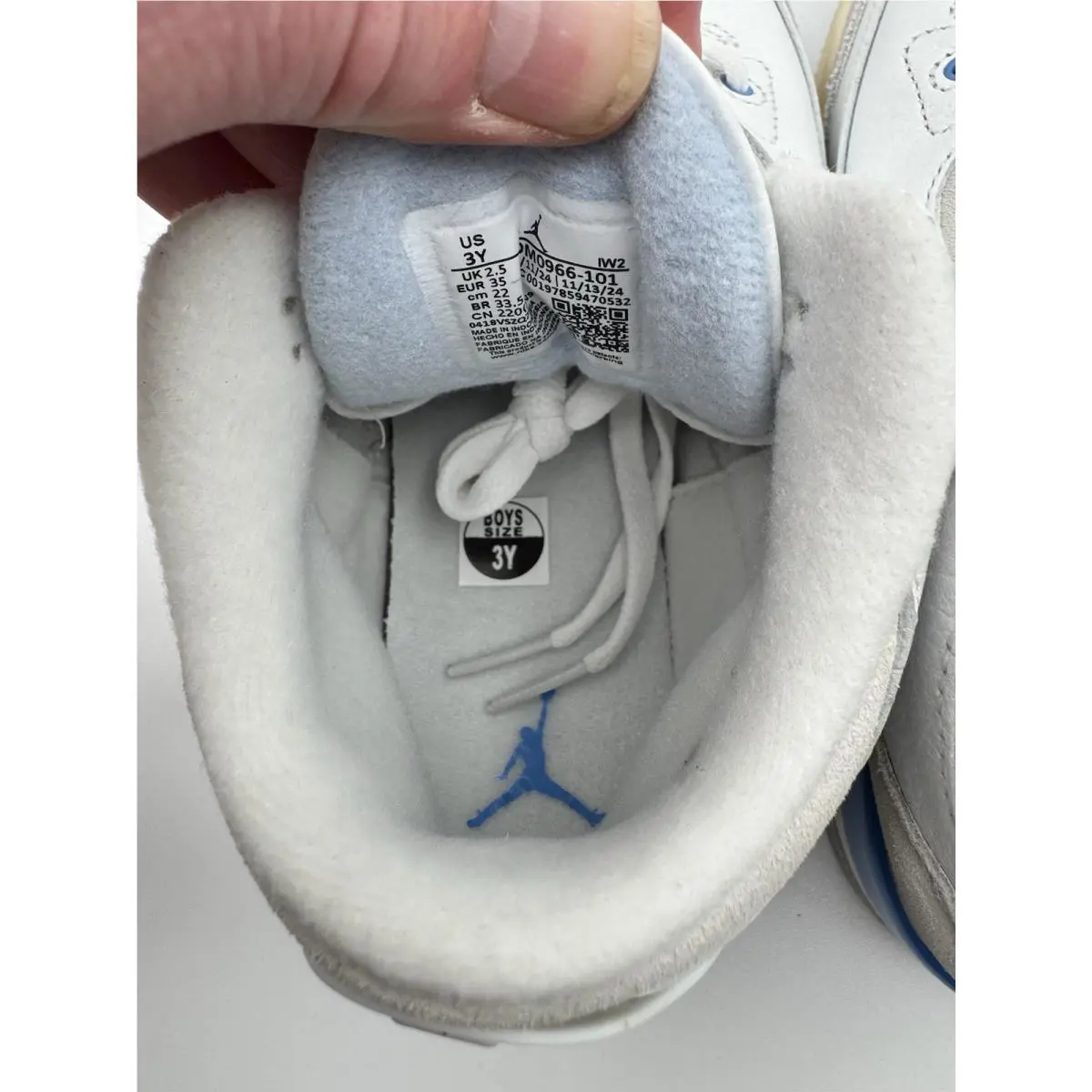 Nike shoes - Jordan 4 Retro - Retro - Summit White / Hydrogen Blue (UPC: 0197859470532) 3