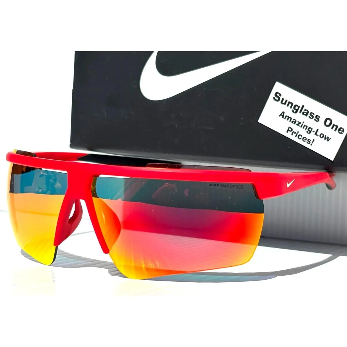 Nike Windshield 20 University Red UV Protective Red Mirror Sunglass CW1287 657