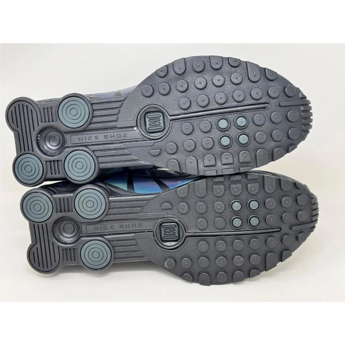 Nike shoes - Nike Shox R4 SE - Shox - Black (UPC: 198726949953) 1