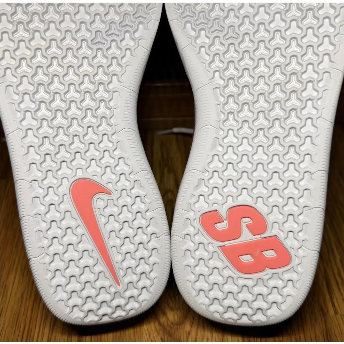 Nike shoes - Nike SB Nyjah Free 2 - BV2078-600 - White, Lobster, Pink Gaze (UPC: 0195242335185) 10