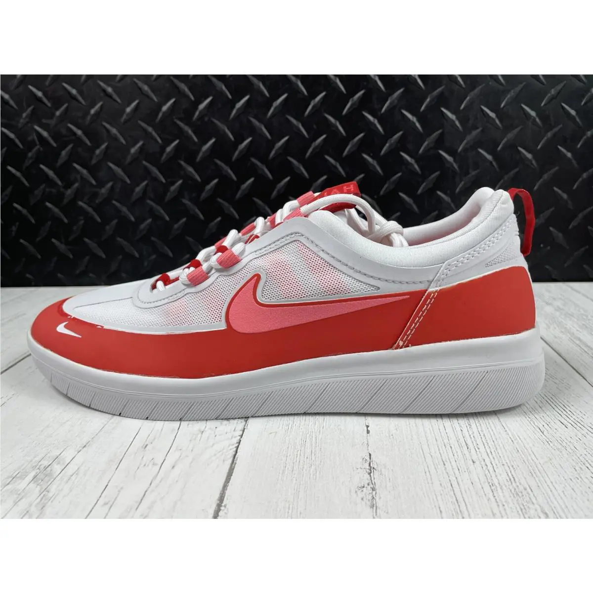 Nike shoes - Nike SB Nyjah Free 2 - BV2078-600 - White, Lobster, Pink Gaze (UPC: 0195242335185) 7