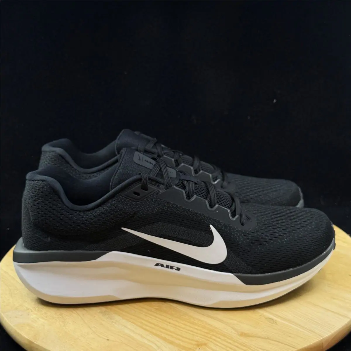 Nike shoes - Black 2