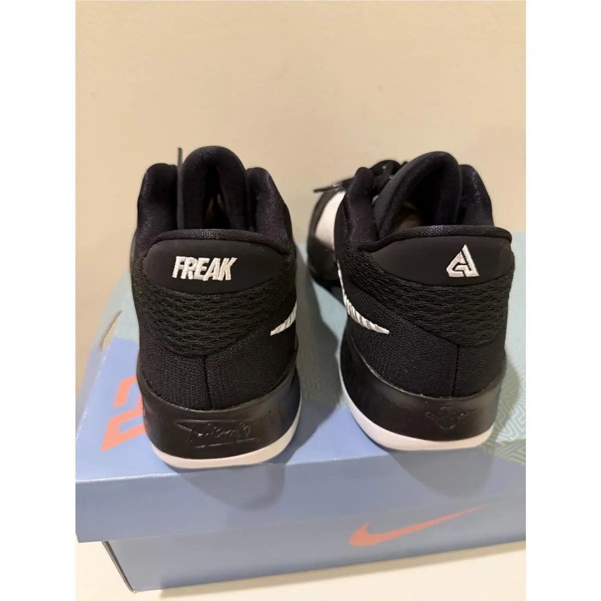 Nike shoes - Nike Zoom Freak - Zoom Freak - DO9679-002 - Black/White 4