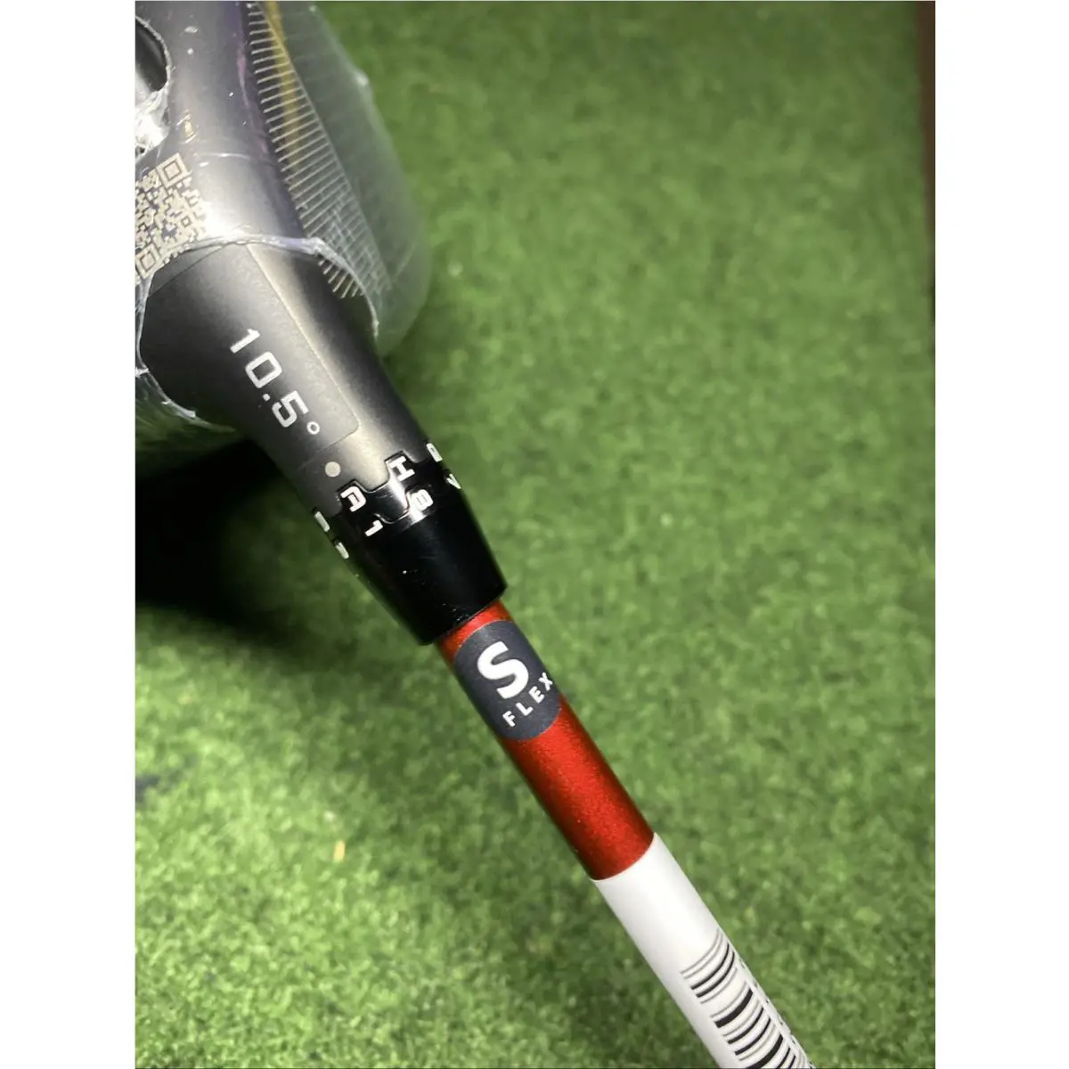 Cobra  - DS Adapt Max D - Adapt Max - Red (UPC: 0887996201532) 2