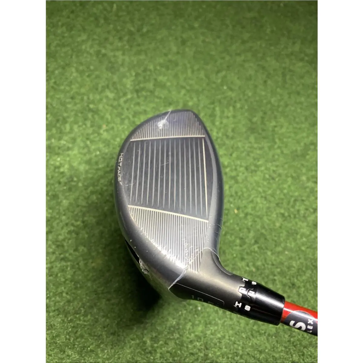 Cobra  - DS Adapt Max D - Adapt Max - Red (UPC: 0887996201532) 3