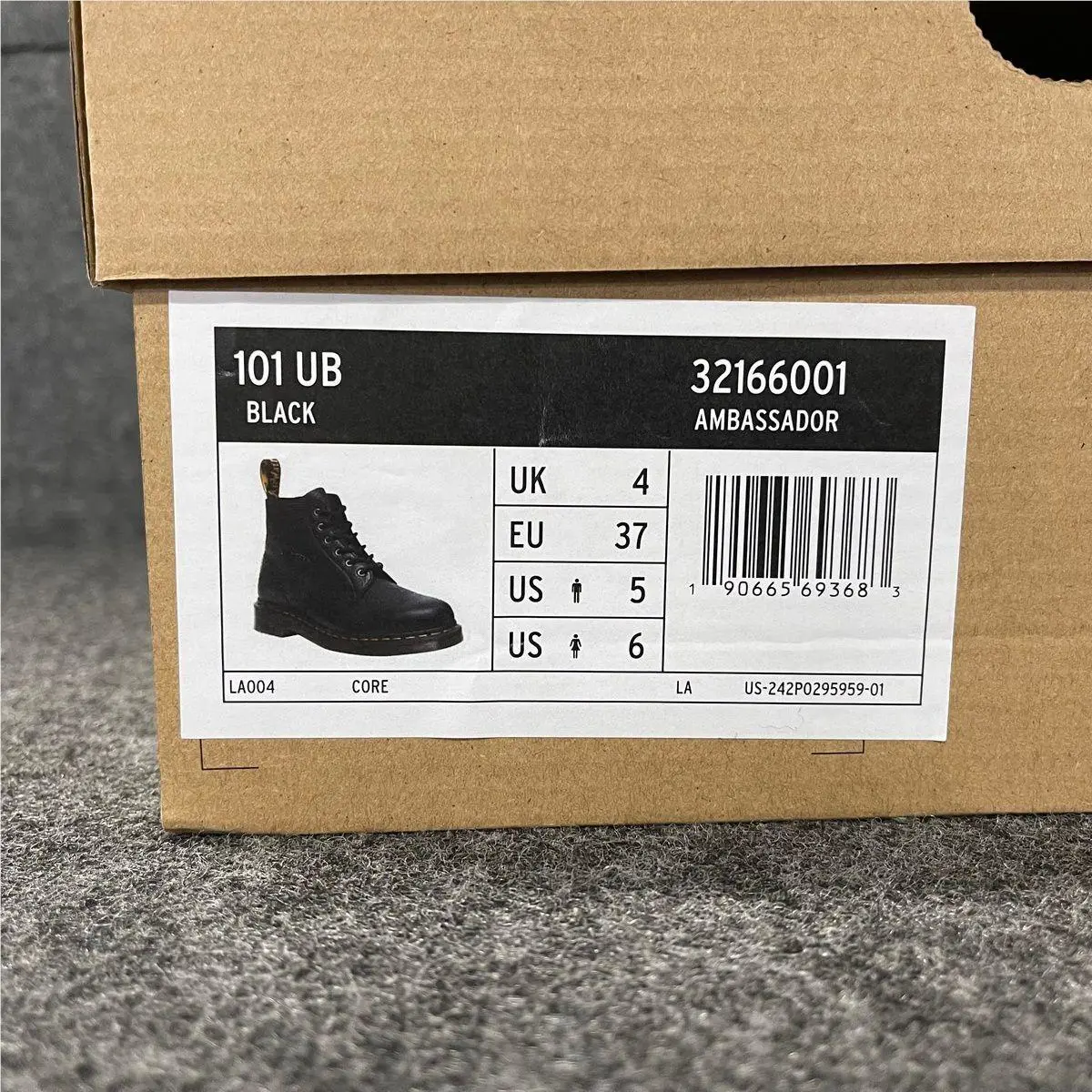 Dr. Martens shoes - vs-187338 - vs-187338 - Black (UPC: 190665693683) 0