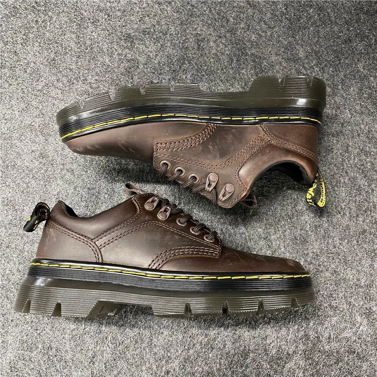 Dr. Martens shoes - VS187335 - vs-187335 - Brown (UPC: 190665435856) 0