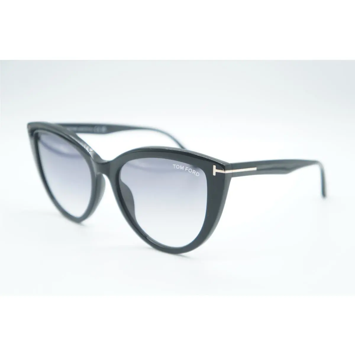 Tom Ford TF 915 01B Black Grey Gradient Sunglasses Frames 56-18