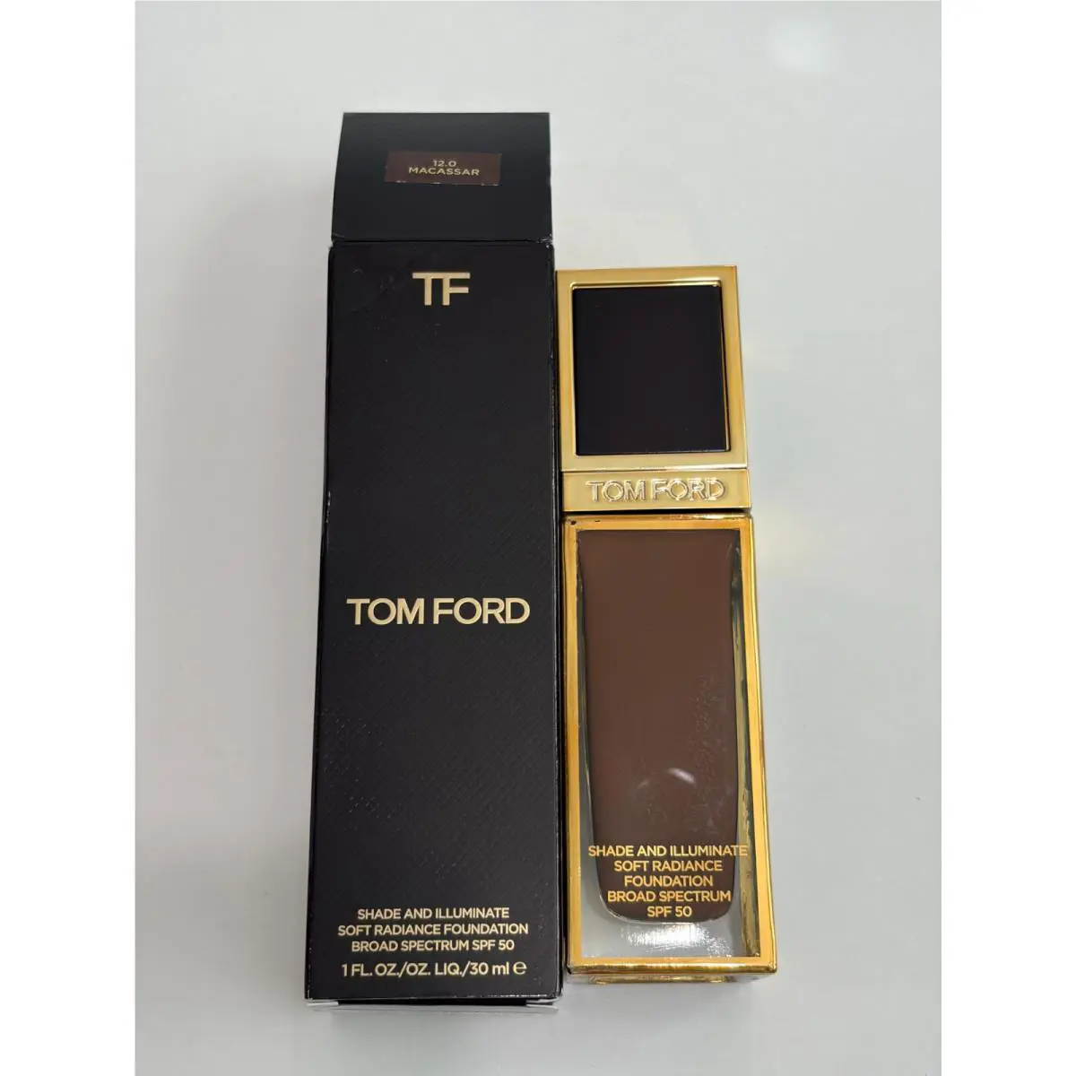 Tom Ford Shade and Illuminate Soft Radiance Foundation 12.0 Macassar Spf 50 1 oz