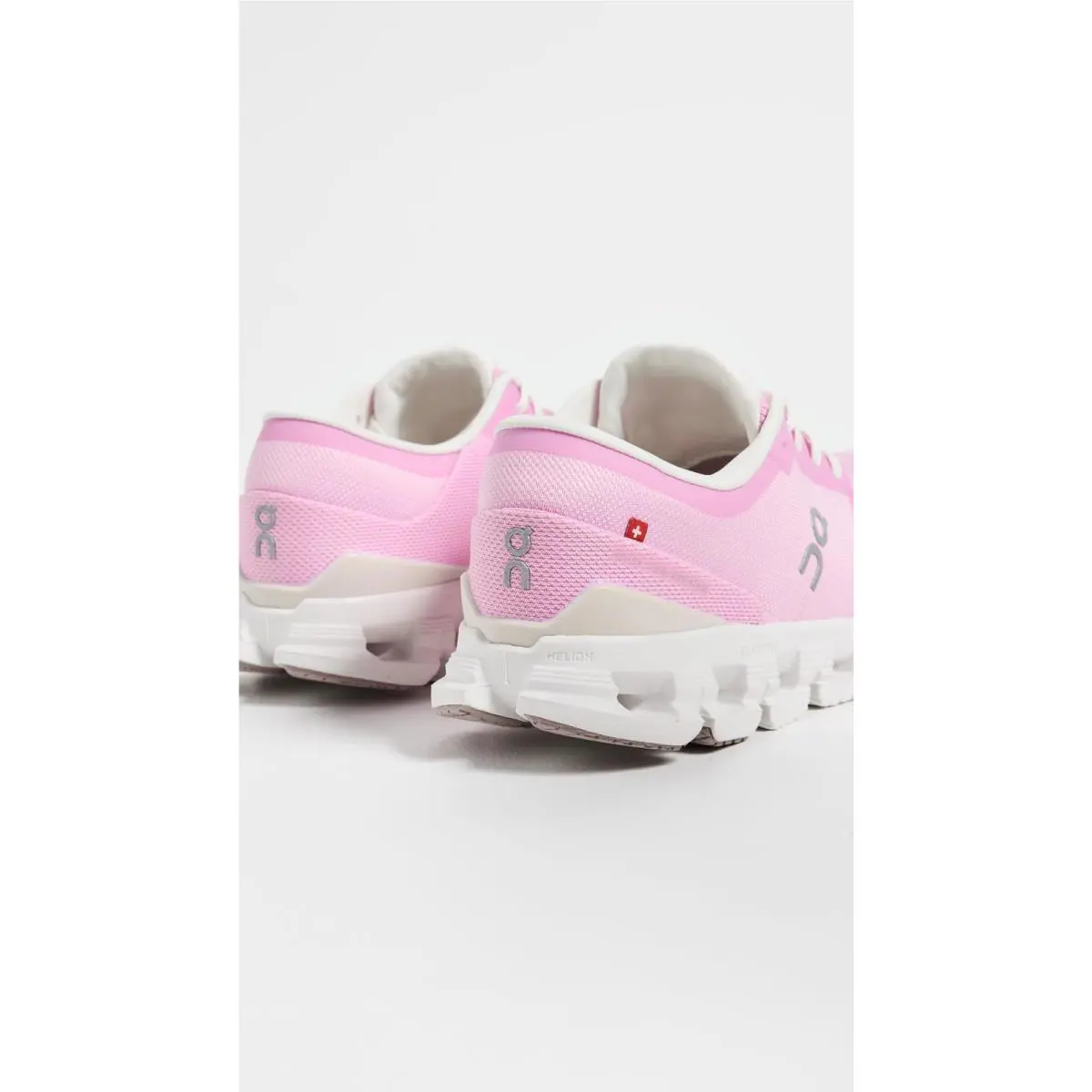 On-Running shoes - Sand 1