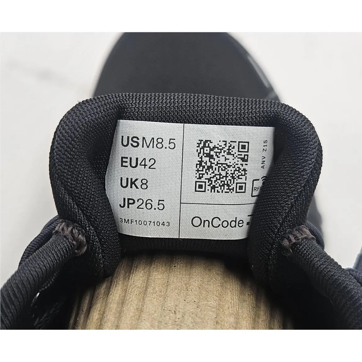 On-Running shoes - 3MF10071043 - 3MF10071043 - Black/Black (UPC: 810151363776) 4
