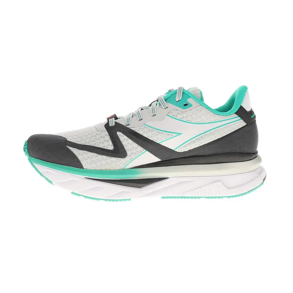 Diadora shoes - diadora Atomo V7000 Running - Atomo Running - 179073-D0473 - Green, White 1