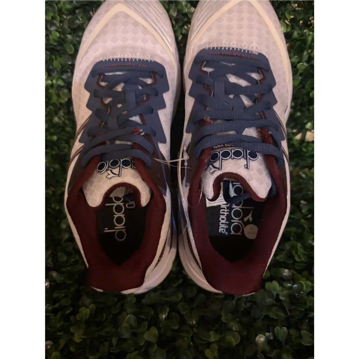 Diadora shoes - diadora Mythos Blushield Volo 2 Running - 178072-C8186 - White 8