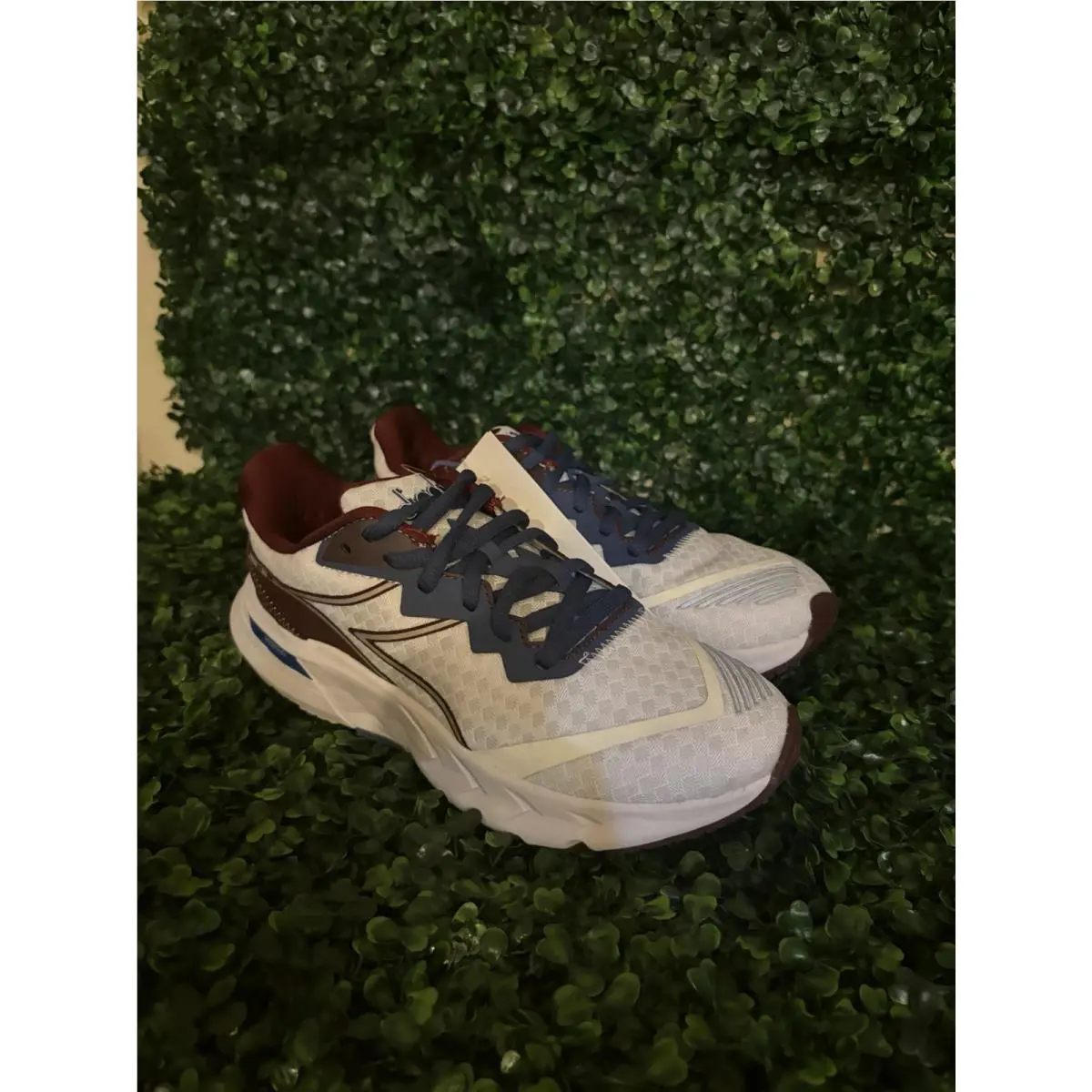 Diadora shoes - diadora Mythos Blushield Volo 2 Running - 178072-C8186 - White 2