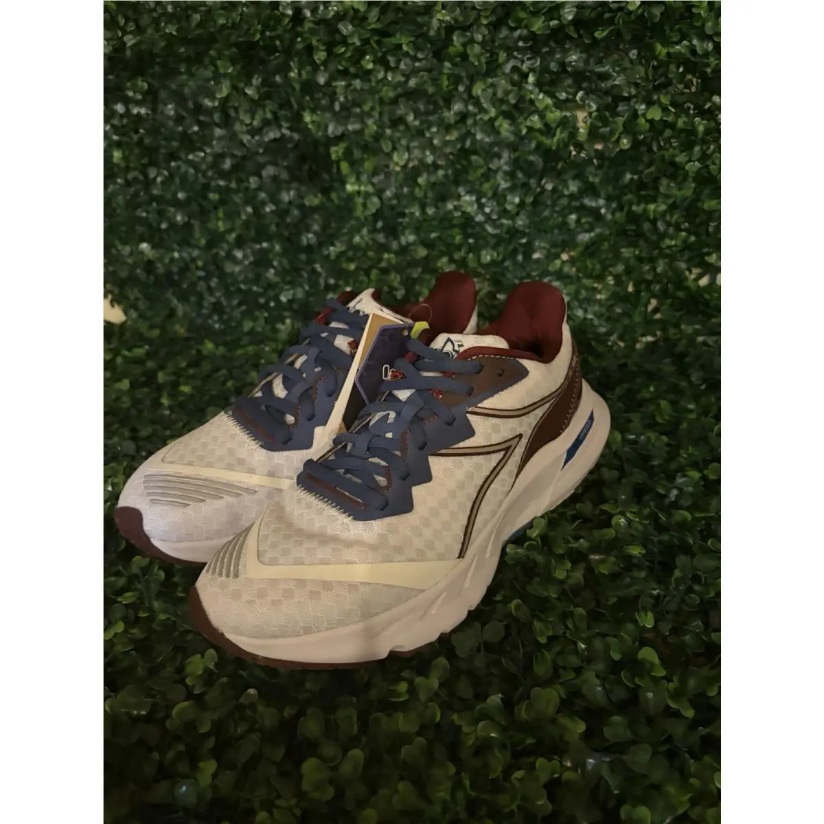 Diadora shoes - diadora Mythos Blushield Volo 2 Running - 178072-C8186 - White 4