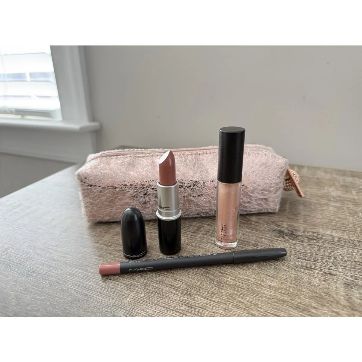 Mac Snow Ball Lip Bag Sending Love Iced Dream Double-time Case
