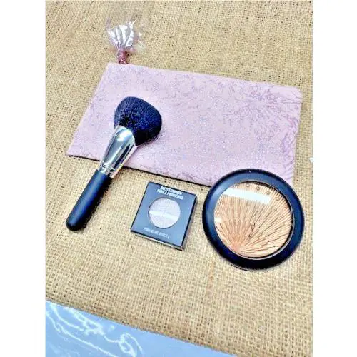 Mac Frosted Firelit Gift Set-cosmetic Bag Brush Eye Bronzer