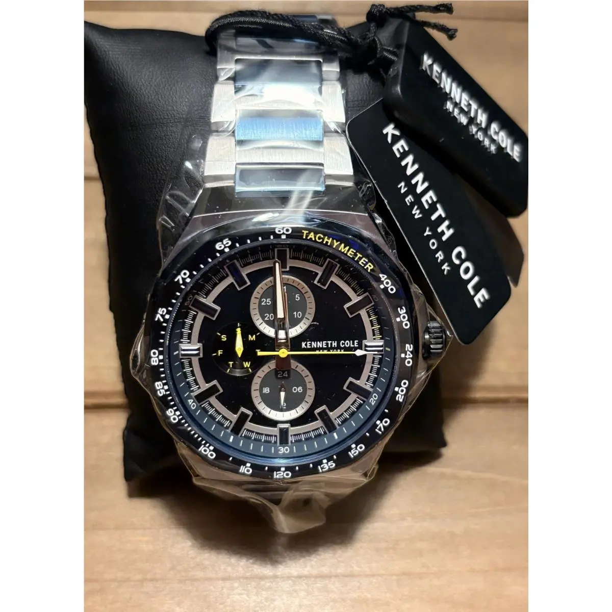 Kenneth Cole Men`s Classic 43.5mm Quartz Watch KCWGK2123402