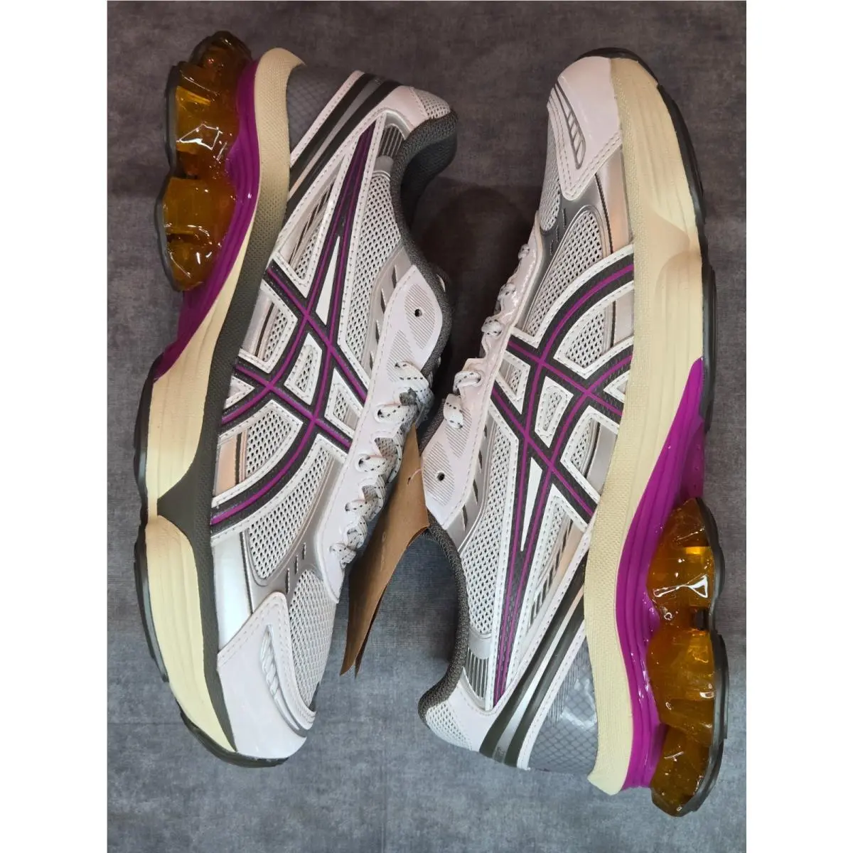 Asics shoes - ASICS Gel Kinetic Fluent - Gel Kinetic Fluent - 1203A591-100 - White 1