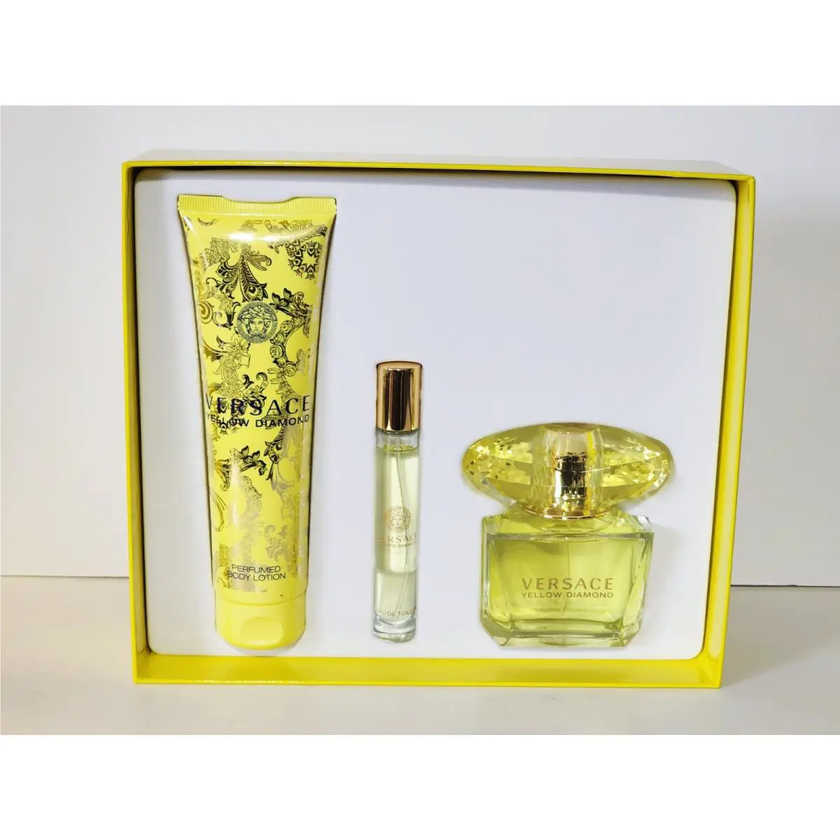 Versace Yellow Diamond 3PC Gift Set For Women