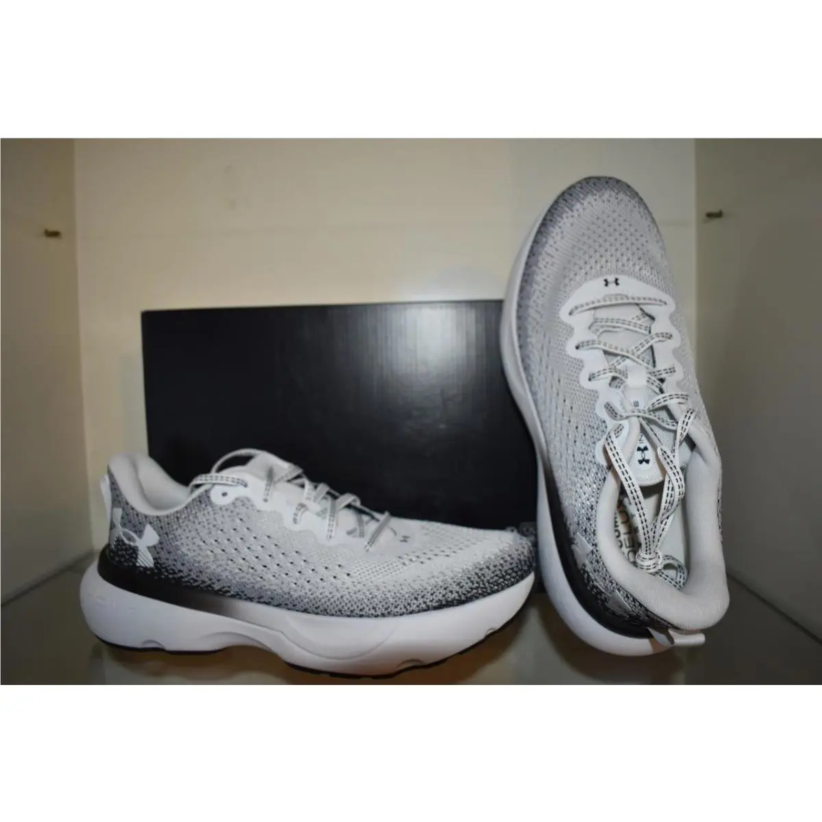 Under Armour shoes - Under Armour Infinite - Infinite - 3027523 109 - White 0