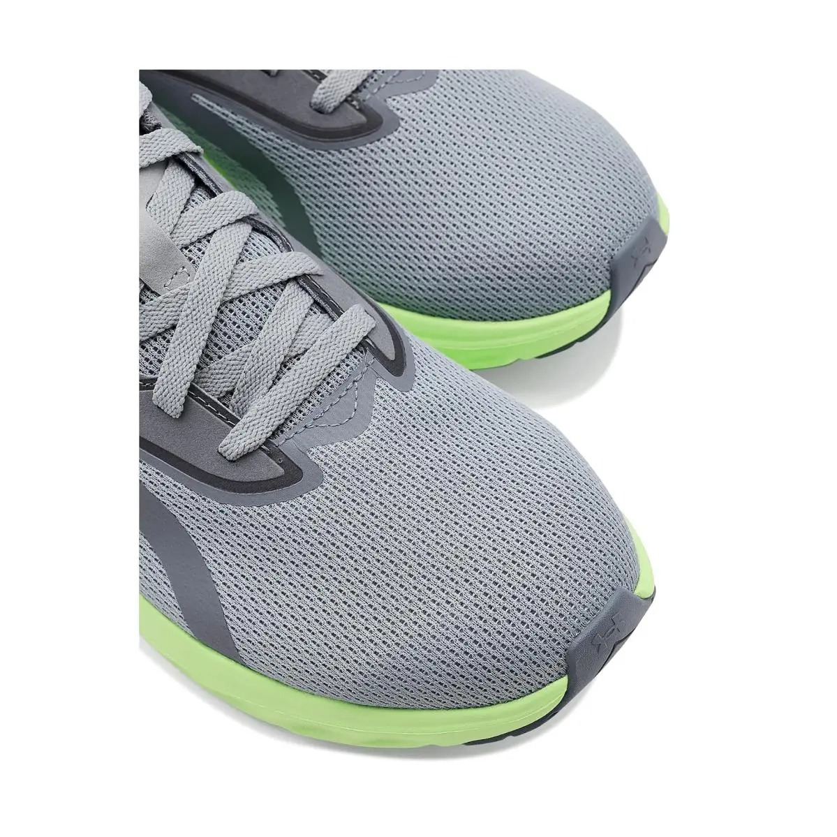 Under Armour shoes - Black/Black/Black 32
