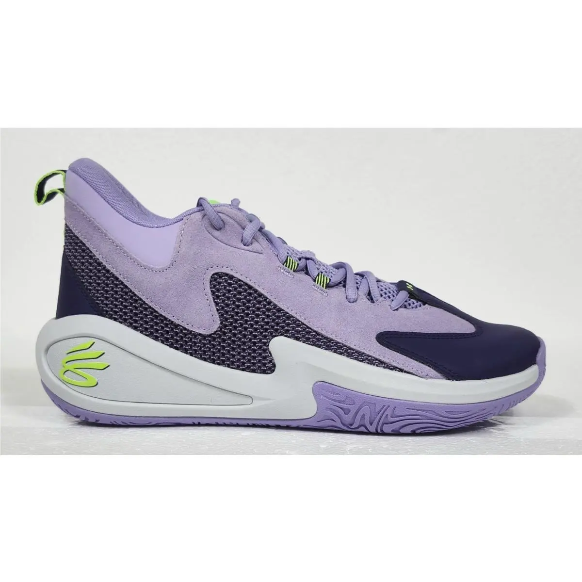 Men`s Basketball Shoes Size 9 Under Armour Curry 3Z25SDE Purple Violet Sneakers