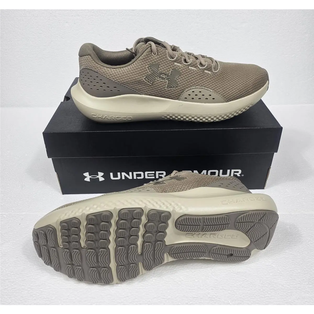Under Armour shoes - Under Armour Surge - Surge - 3027000-203 - Brown 1