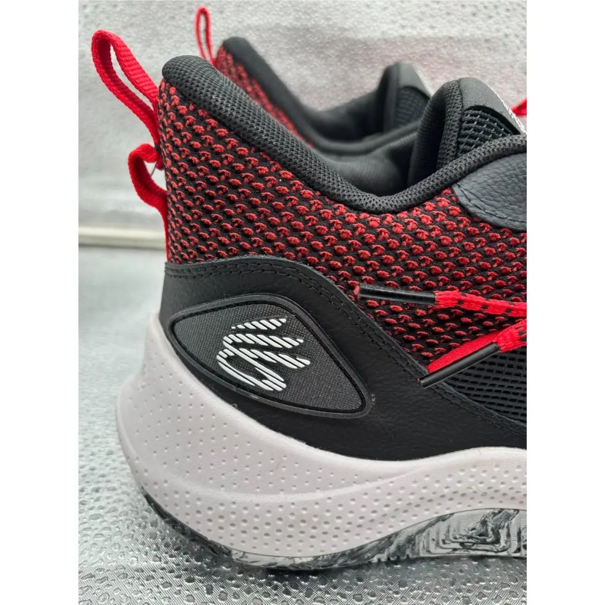 Under Armour shoes - Under Armour Curry 3Zer0 24 - 3027626-003 - Black/Red/White (UPC: 197778848047) 4