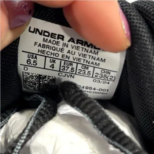 Under Armour shoes - Black 4