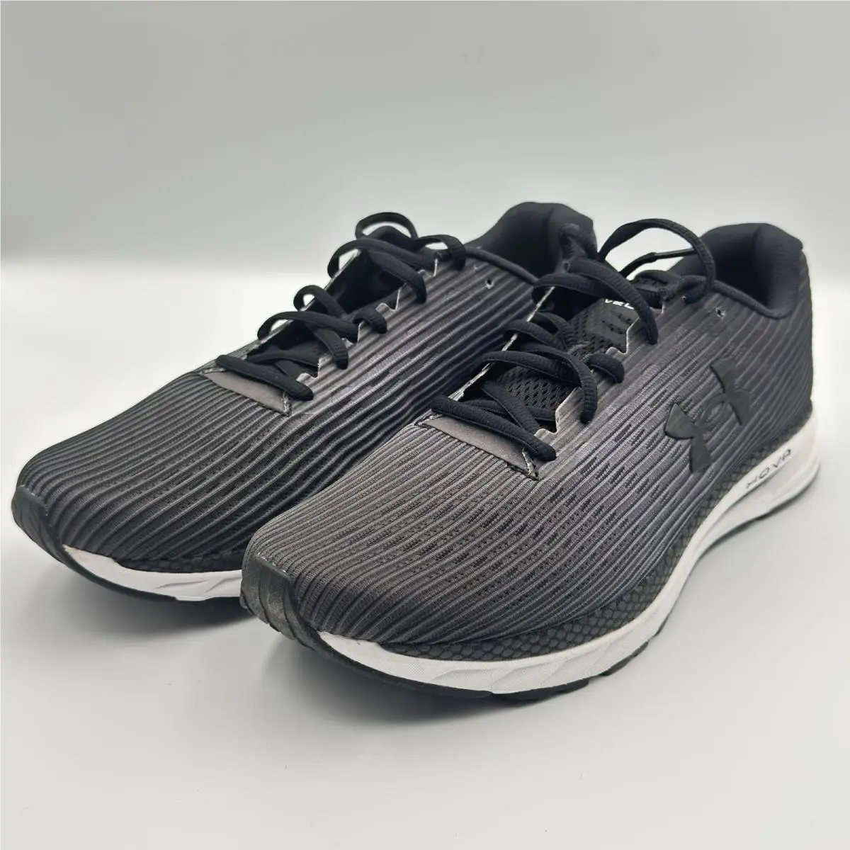 Under Armour UA Hovr Velociti 2 Running Shoes Gray White Bluetooth Men`s Size 10