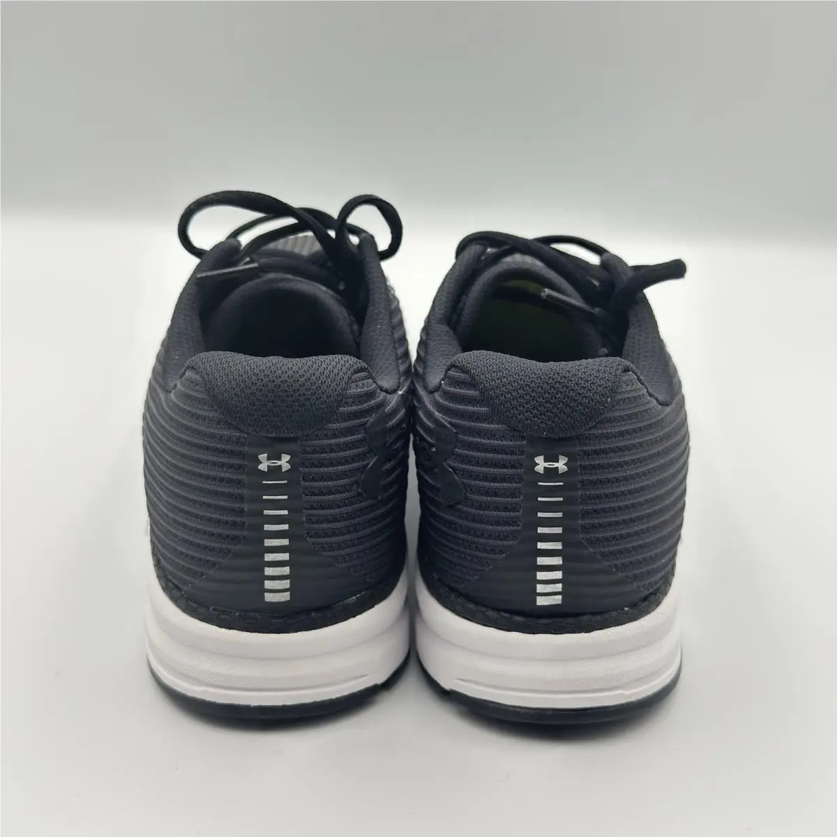 Under Armour shoes - Under Armour Velociti - Velociti - 3021227-100 - Gray 4