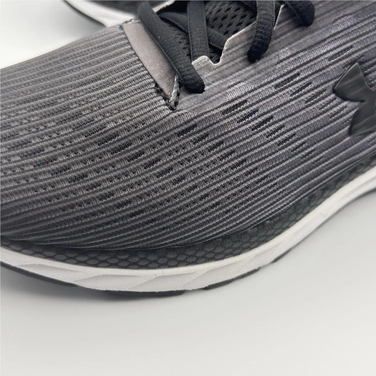 Under Armour shoes - Under Armour Velociti - Velociti - 3021227-100 - Gray 7