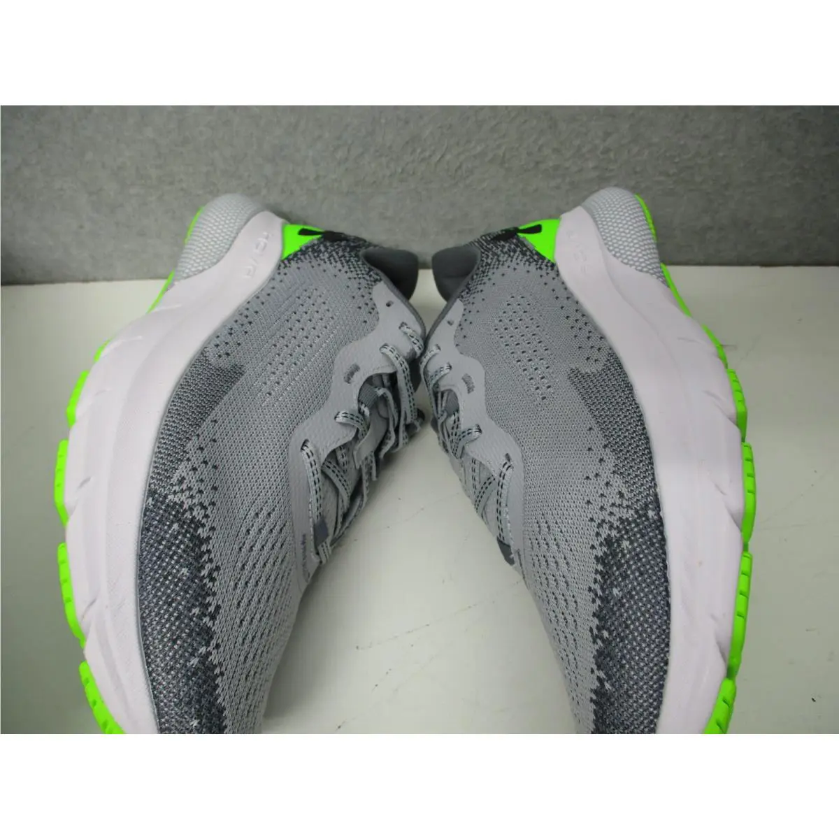 Under Armour shoes - Under Armour HOVR Turbulence - HOVR Turbulence - Gray 5
