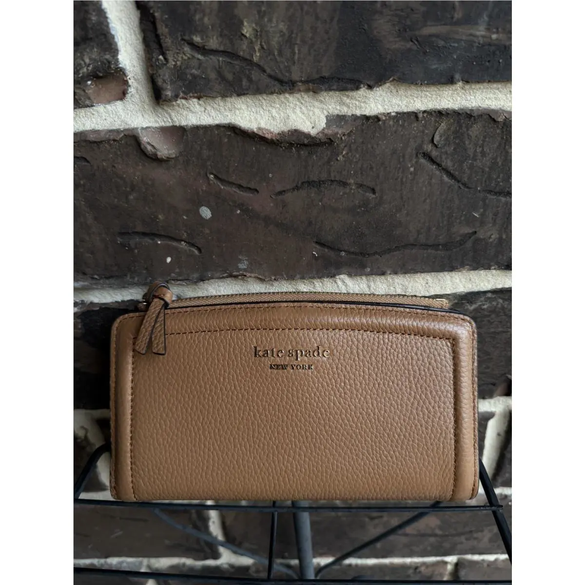Kate Spade Knott Pebbled Leather Zip Slim Wallet Bungalow Tan