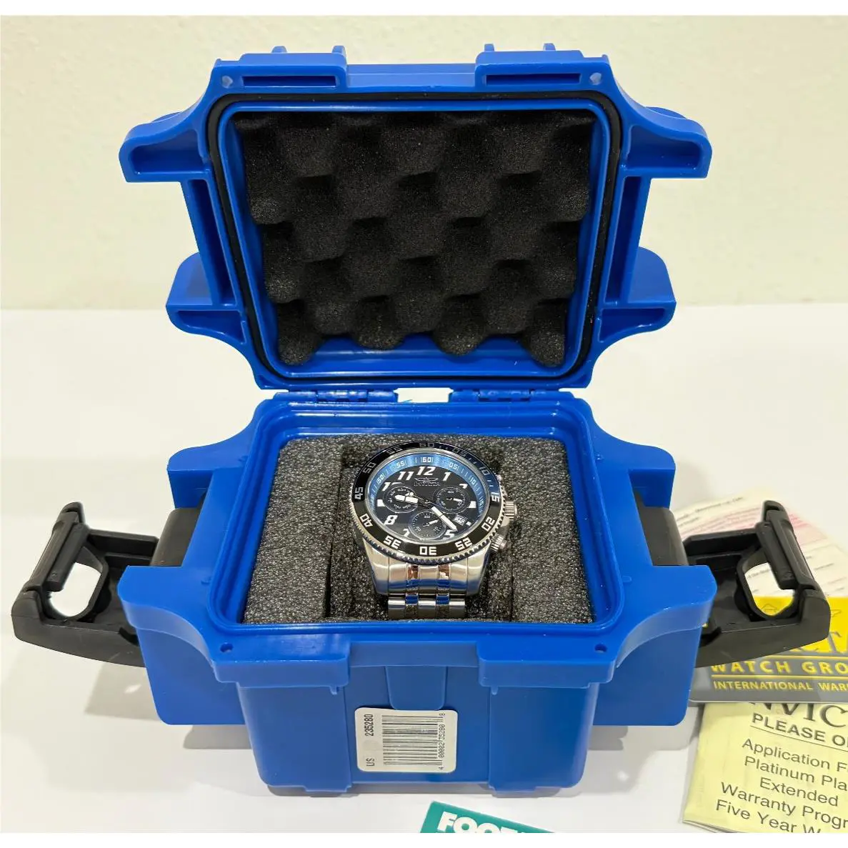 Invicta Pro Diver 20478 Quartz 50MM 200M Stainless Steel Watch Silver Black Blue