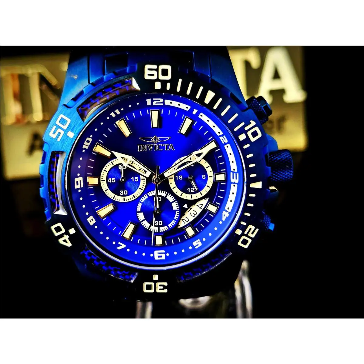 Invicta Pro Diver 51mm Blue Dial Chain Strap Quartz Movement W/ Box and Tag